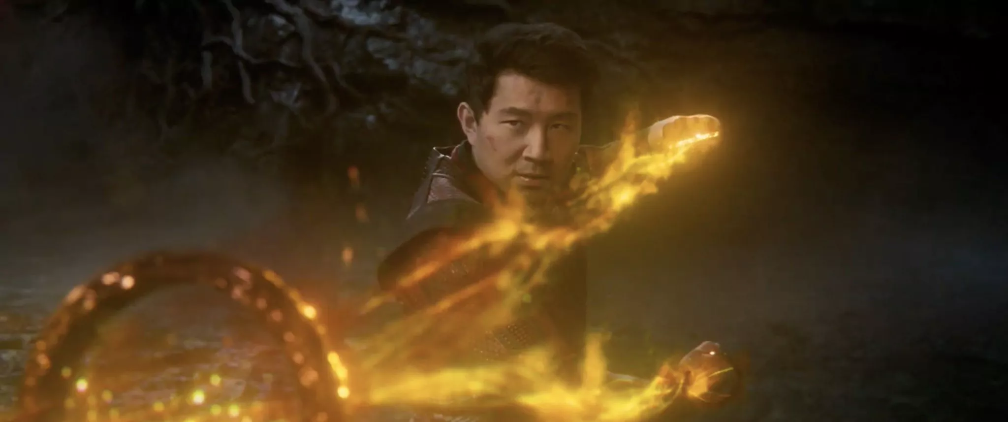 Novo trailer de Shang-Chi mostra mais sobre o poder dos Dez Anéis e revela a presença de um novo vilão