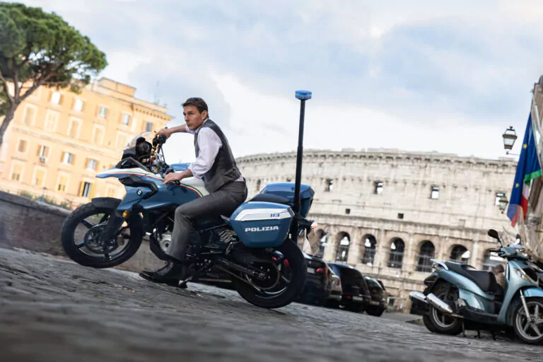 Tom Cruise desafia as ruas de Roma em 'Missão: Impossível - Acerto de Contas Parte Um'