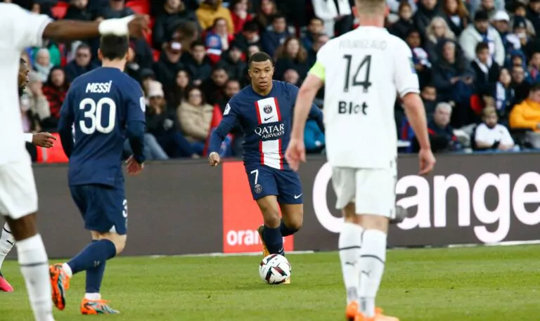 Mbappé critica campanha do PSG Não é o Kylian Saint-Germain
