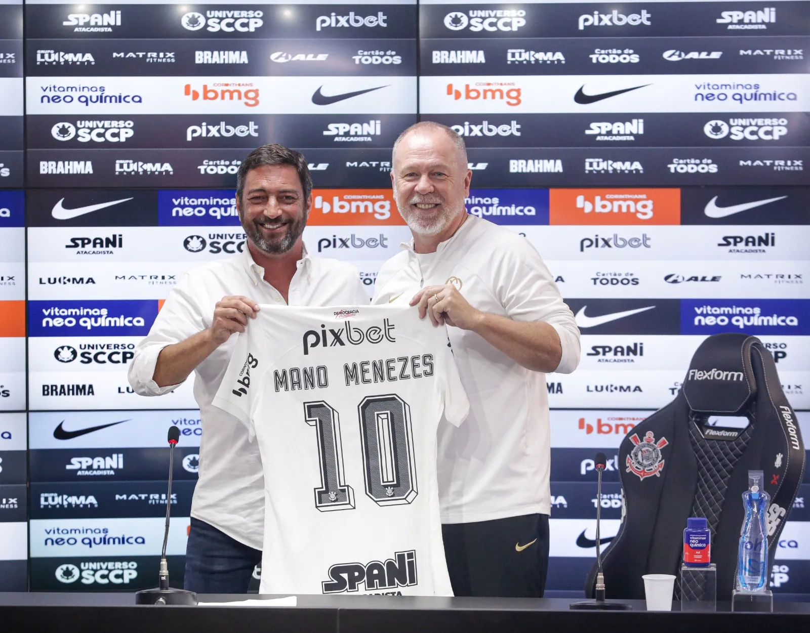 Novo técnico do Corinthians, Mano Menezes deve poupar jogadores no Choque-Rei e acredita na equipe contra o Fortaleza (Foto: Rodrigo Coca / Corinthians)
