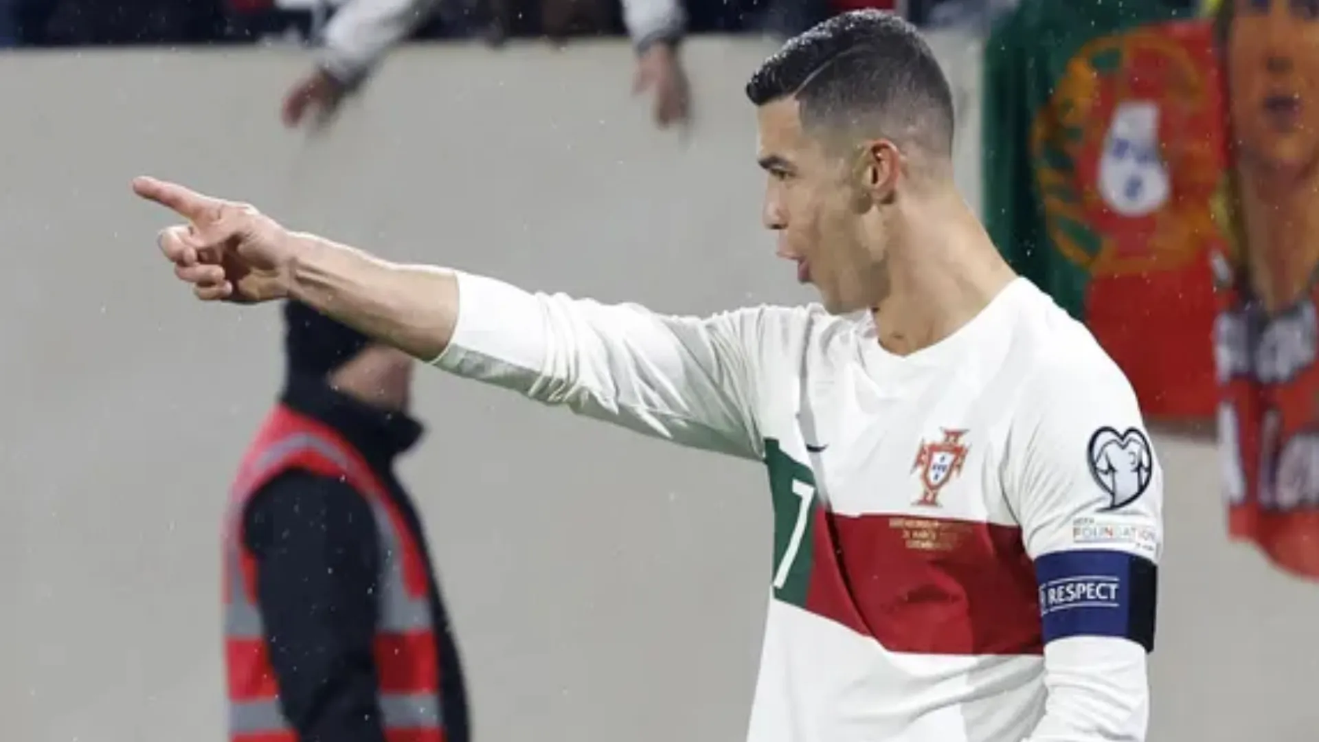 Cristiano Ronaldo em jogo por Portugal
