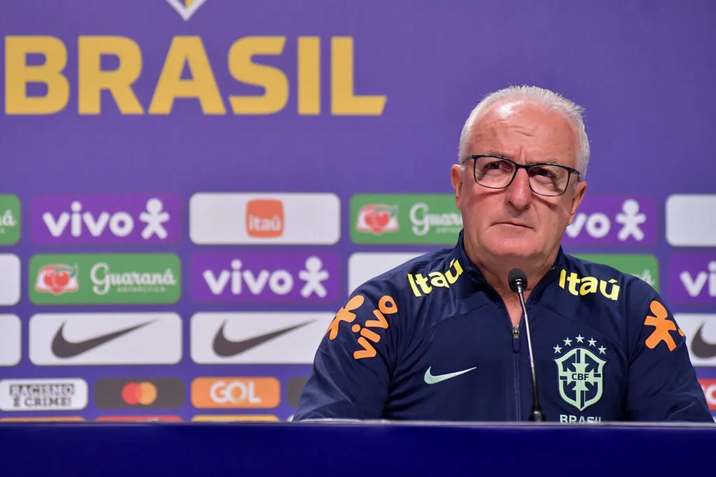 Novo treinador da Seleção Brasileira chega para comandar o Brasil até o final de 2026. (Fotos : Staff Images / CBF)