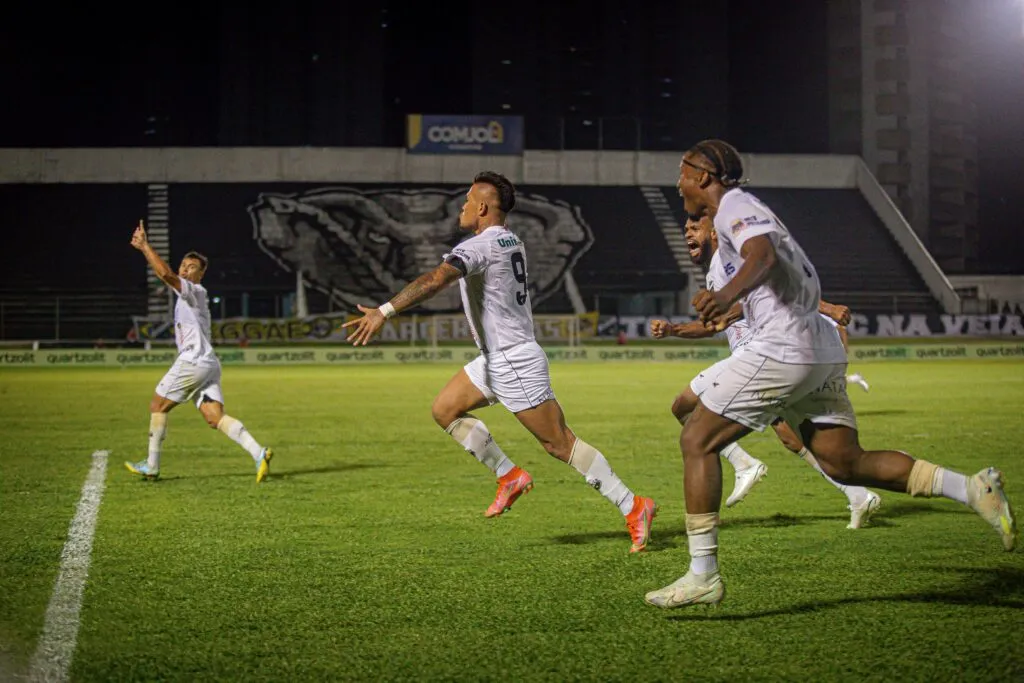 ABC poderá repetir parte do time que enfrentou o Iguatu na Copa do Nordeste (Foto: Rennê Carvalho/ABC F.C.)