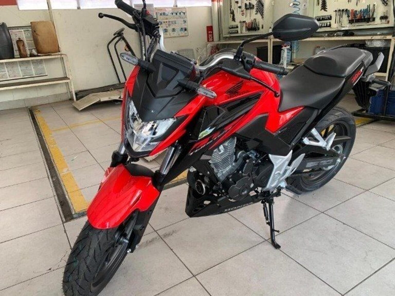 Honda CB 300F Twister 2024 preço, itens de série e novidades