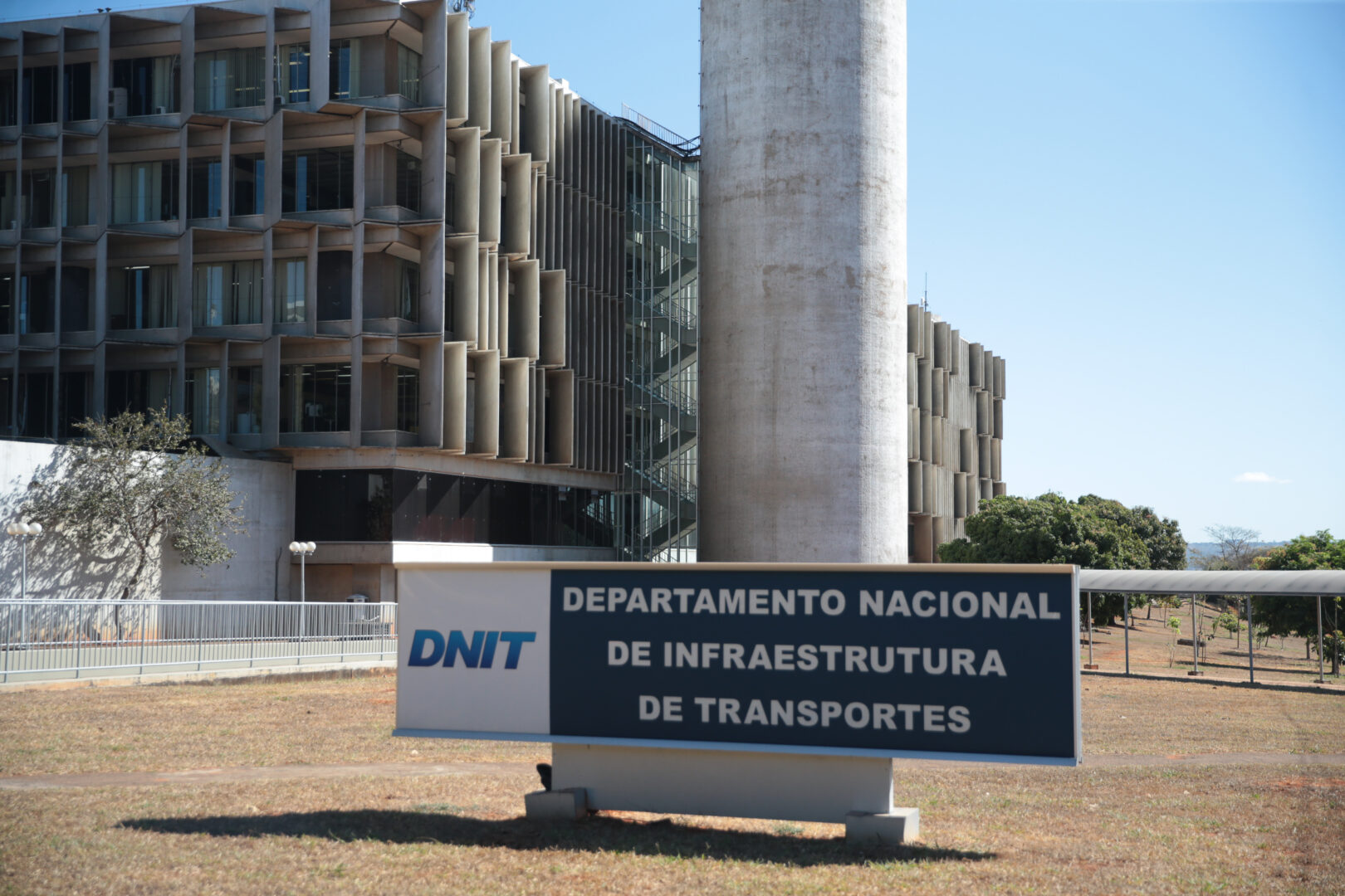 Concurso DNIT: pedido de 1.758 vagas agita o cenário dos concursos públicos