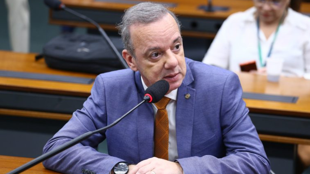 Comissão aprova projeto para universidades públicas federais e o relator Ismael explica detalhes (Créditos:Vinicius Loures/Câmara dos Deputados)