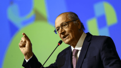 Prédio do ministério comandado por Geraldo Alckmin é evacuado após suspeita de bomba (Créditos: Agência Brasil)