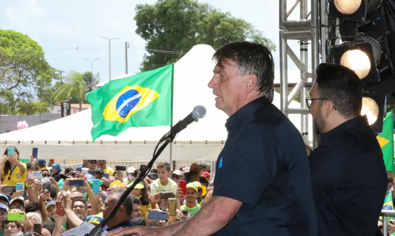 Jair Bolsonaro vai ganhar título de Cidadão Parnamirinense