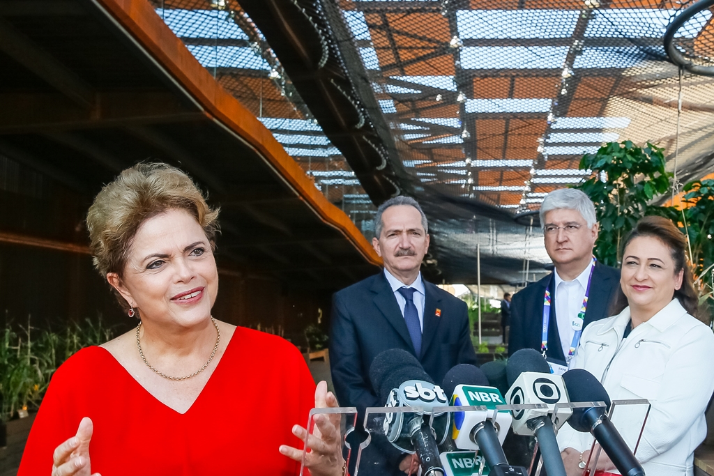 RSF_Dilma-Rousseff-pavilaho-Brasil-Expo-Milao-2015_04