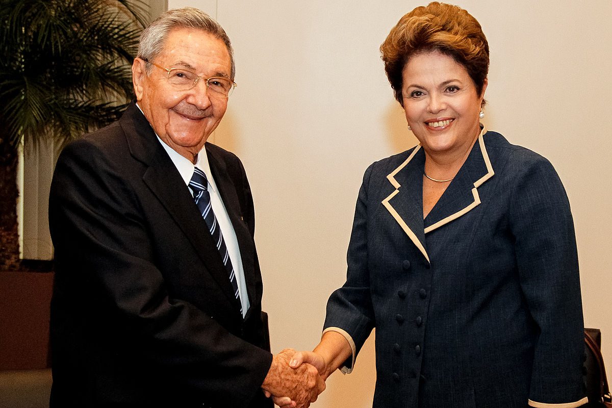 Dilma-e-Raul-Castro