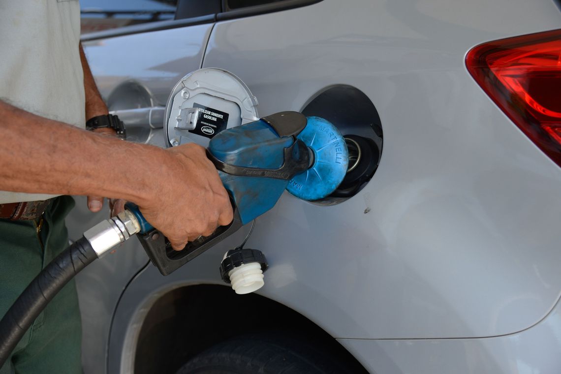 Petrobras anuncia novo reajuste no preço da gasolina