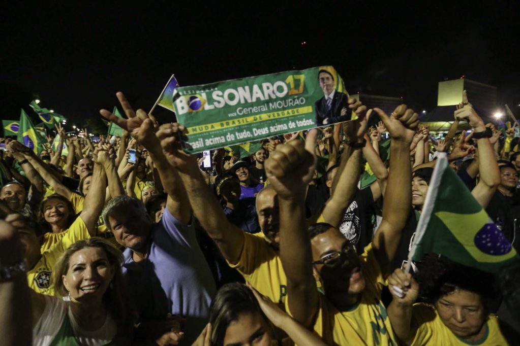 Bolsonaro recebe segunda maior votação da história do Brasil atrás apenas de Lula