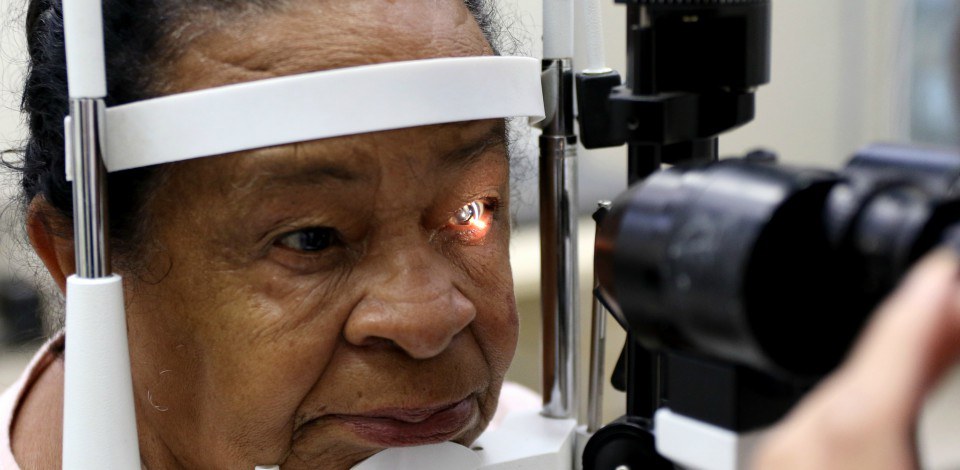 Doença que leva à perda de visão tem novo tratamento no SUS