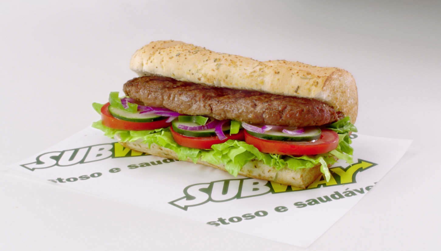 Subway lança Steak Churrasco como nova opção Baratíssimo em 2019