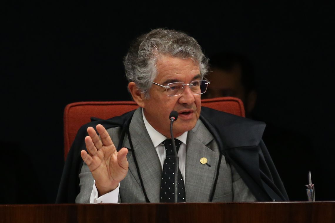Ministro nega pedido de Flávio Bolsonaro para suspender investigações sobre Queiroz Marco Aurélio