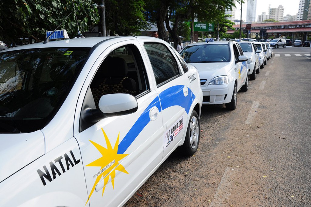 Permissionários de táxi passarão por recadastramento obrigatório em Natal