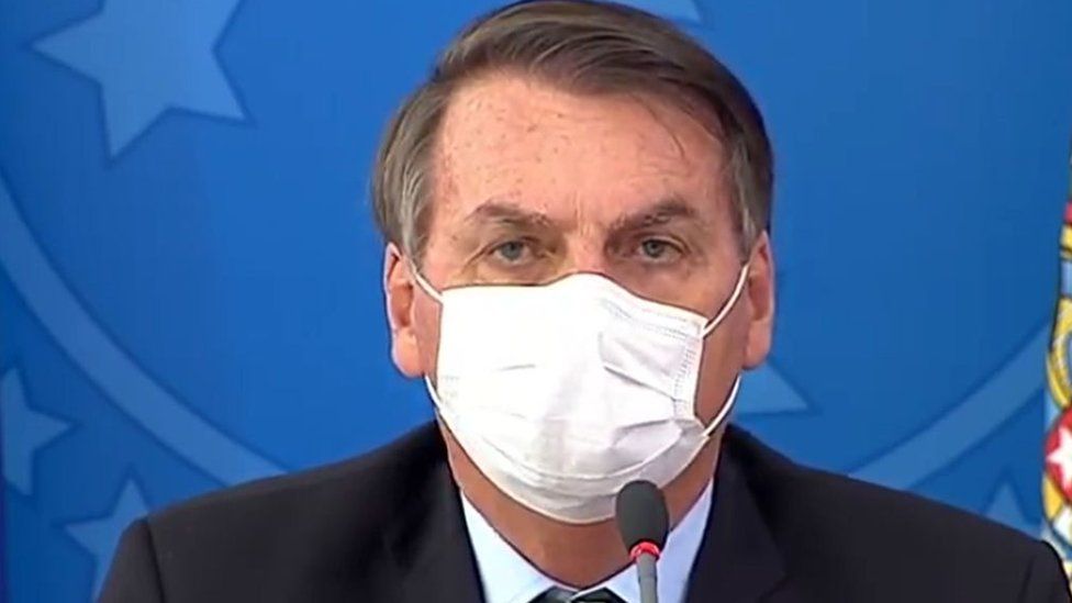 Bolsonaro edita MP que prevê suspensão de contrato de trabalho