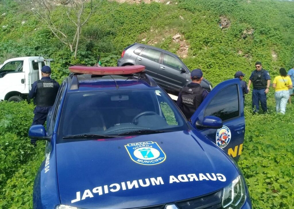 Guarda Municipal encontra desmanche de veículos no bairro de Cidade Nova