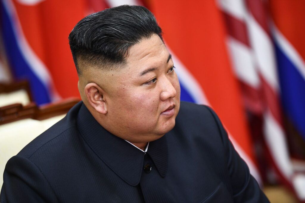 Coreia do Sul afirma que Kim Jong-un 'está vivo e bem'