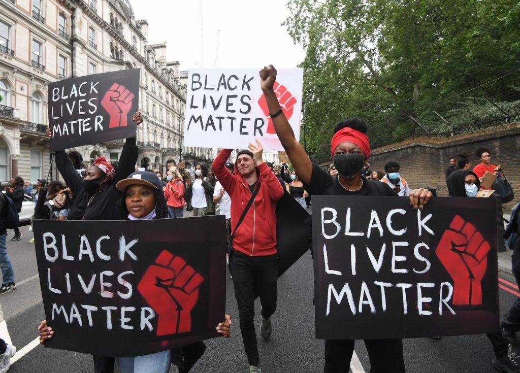 Entenda o movimento Black Lives Matter e como ele pode ser cobrado no Enem 