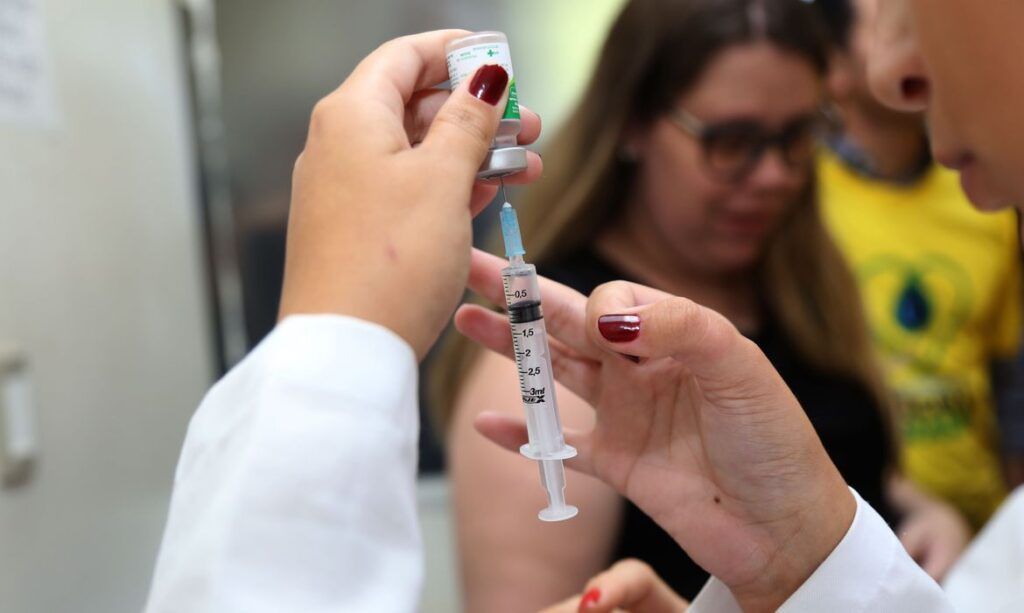Período de vacinação contra a gripe foi prorrogado até 30 de junho