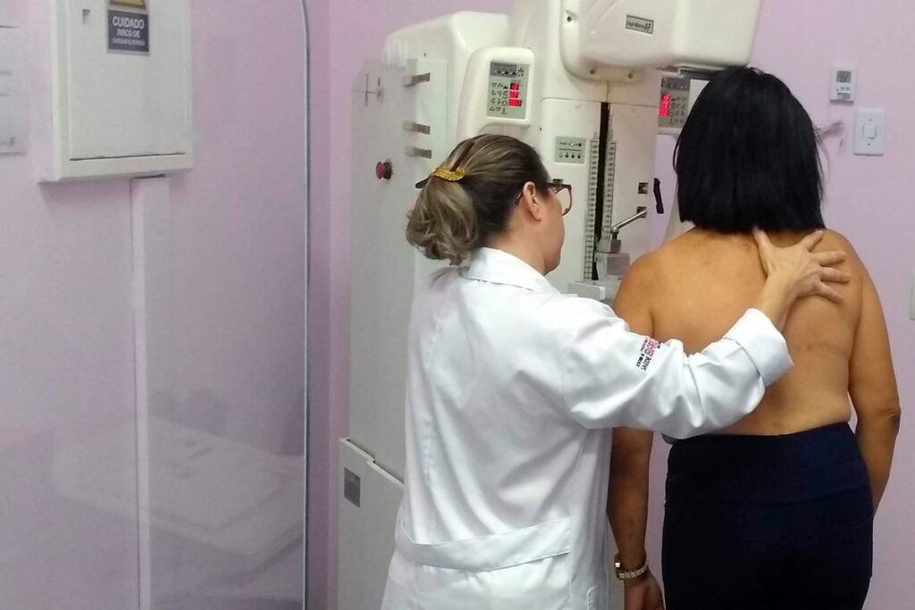 Diagnóstico precoce aumenta em 70% a chance da cura do câncer de mama