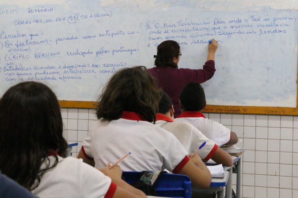 Governo do RN nomeia 127 novos professores