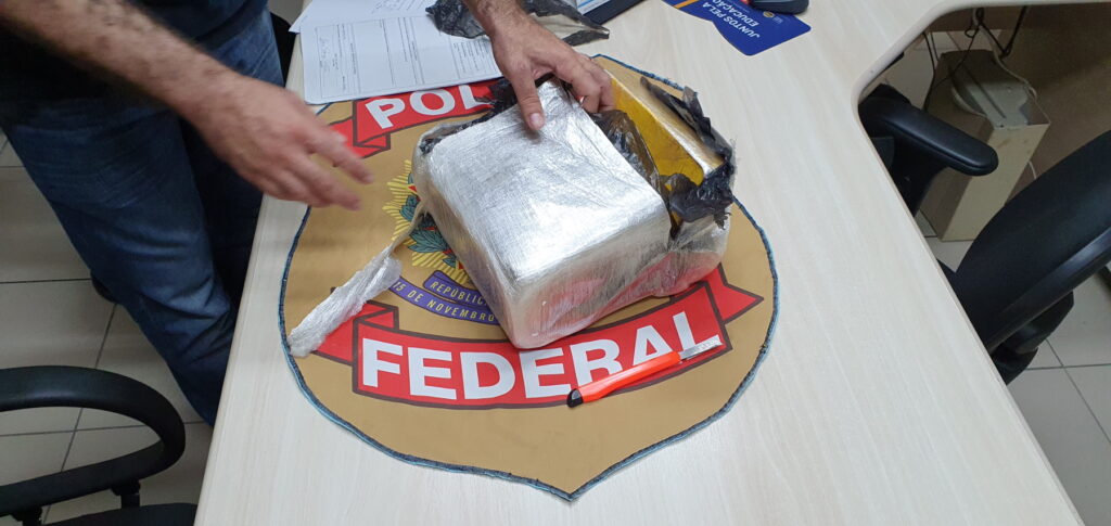 Pó via Correios PF apreende 5 kg de cocaína enviada para Natal