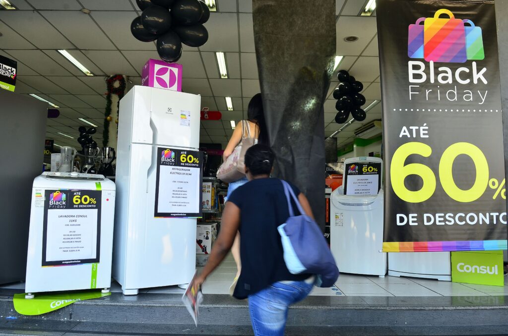 Quase 60% dos potiguares irão às compras na Black Friday