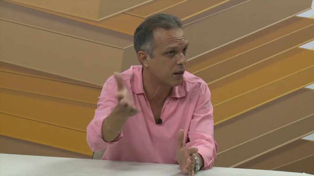 José Arnóbio de Araújo Filho reitor eleito pela comunidade do IFRN é nomeado pelo MEC