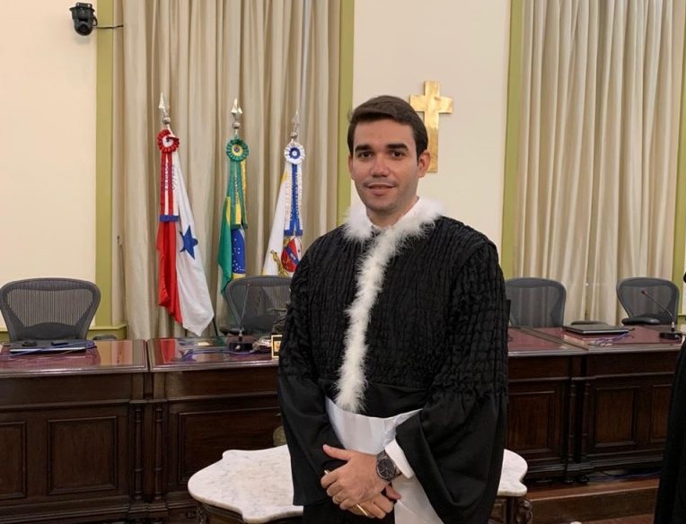 Francisco Walter Rêgo Batista Filho de carroceiro e lavadeira potiguar toma posse como juiz do TJPA