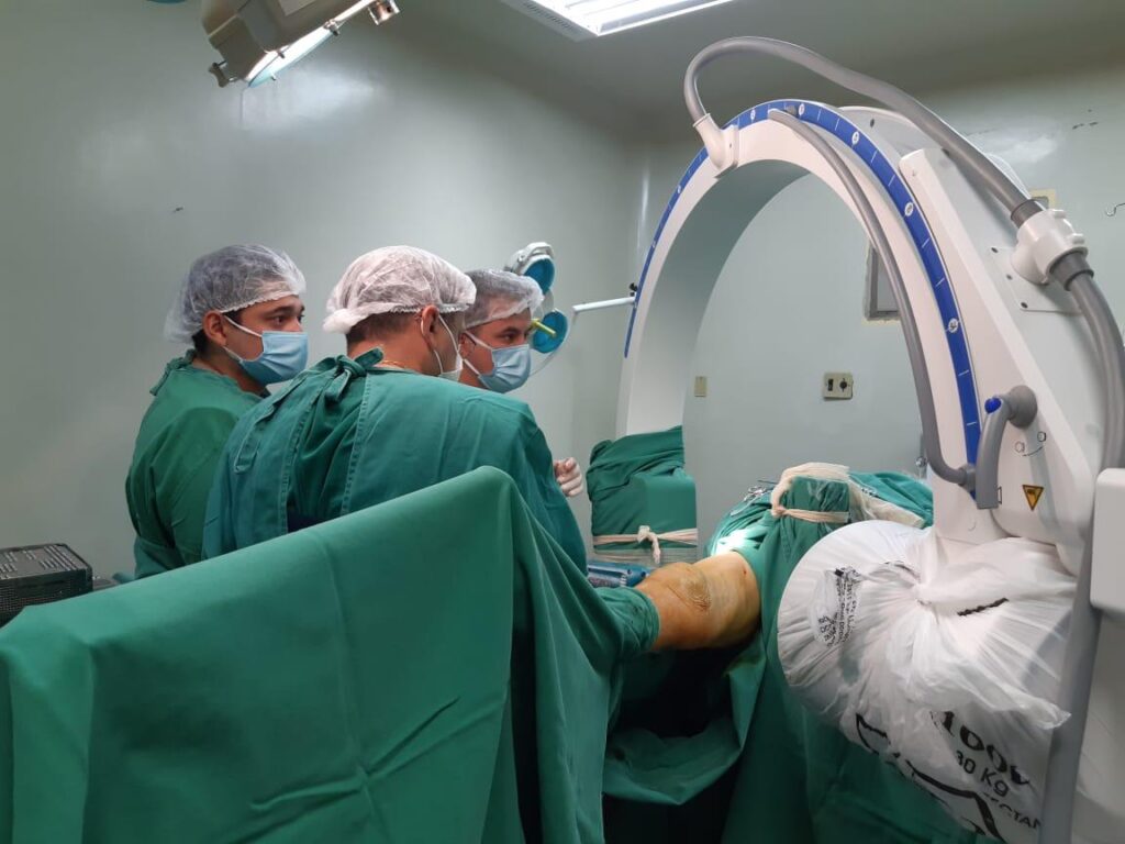 Hospital Regional de Pau dos Ferros realiza primeira cirurgia de fêmur da região