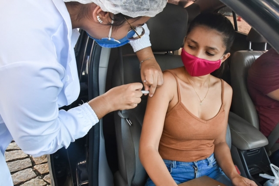 Prefeitura do Natal amplia vacinação de profissionais da saúde