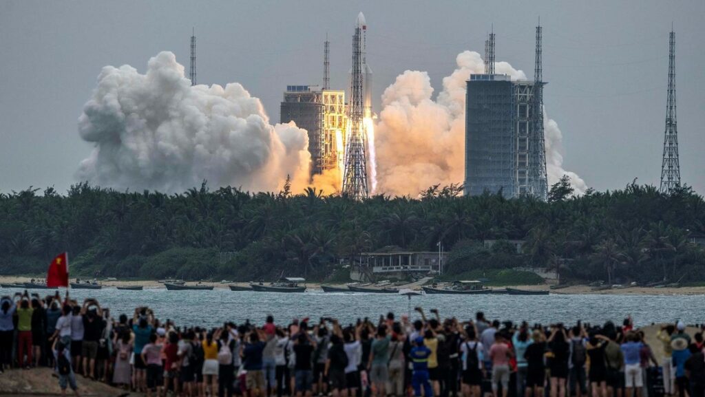 Agência espacial russa especifica hora e local da queda do foguete chinês descontrolado