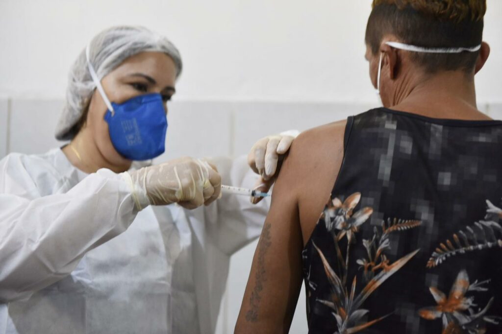Cerca de 27 mil potiguares não completaram o esquema vacinal contra a Covid
