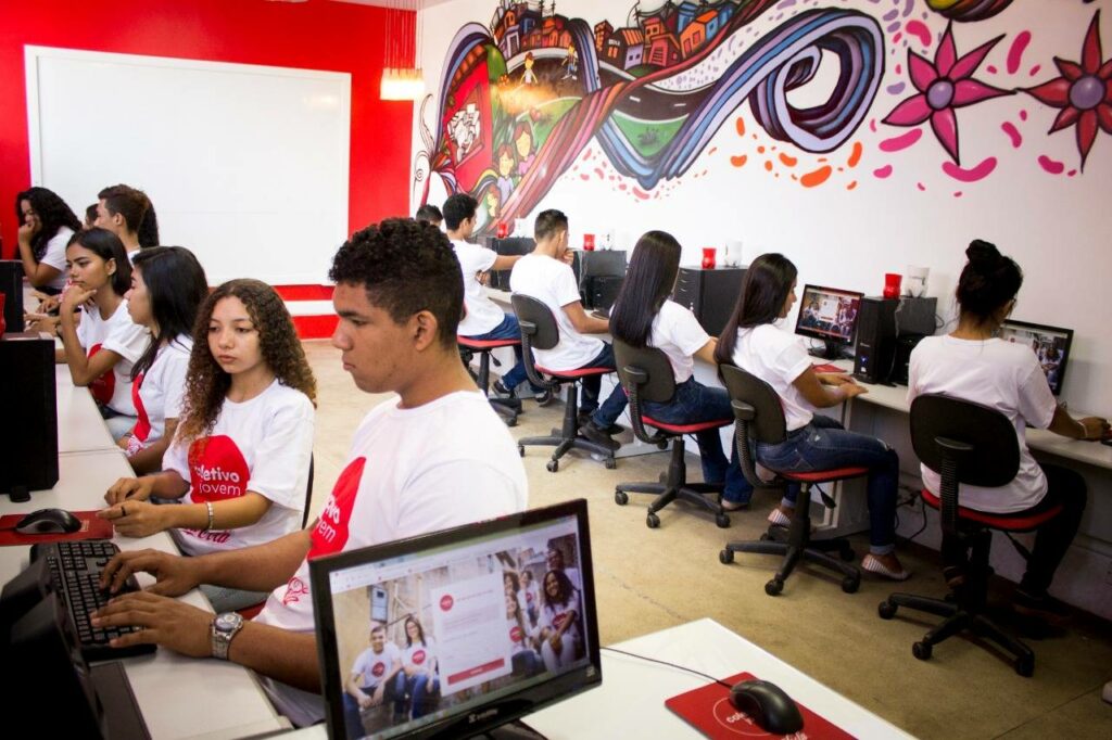 Instituto Coca Cola Brasil abre vagas de qualificação para jovens de Parnamirim