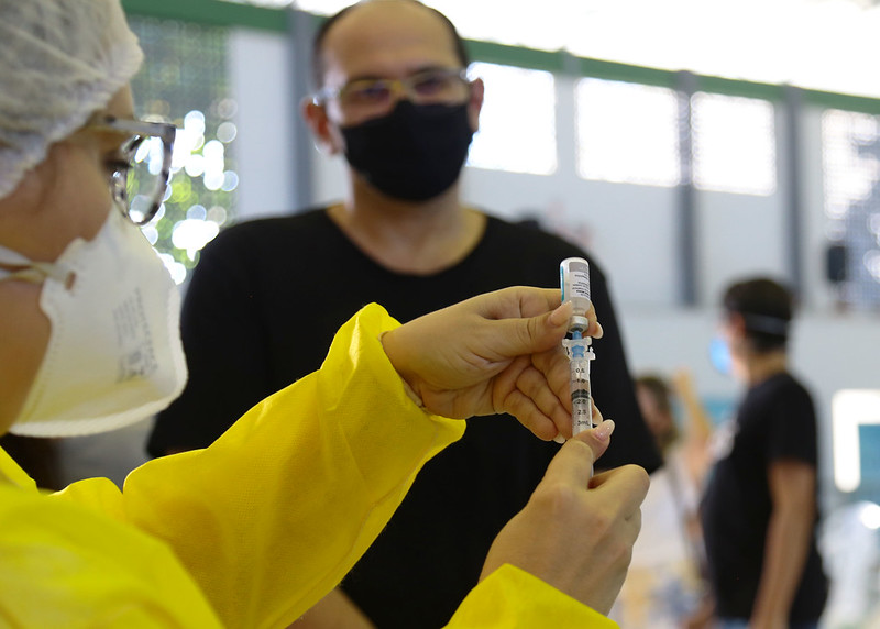 Mossoró inicia vacinação de pessoas com mais de 53 anos