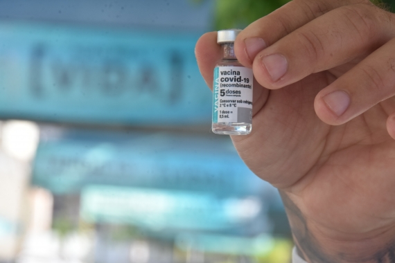 Natal amplia faixa etária de vacinação para pessoas maiores de 42 anos