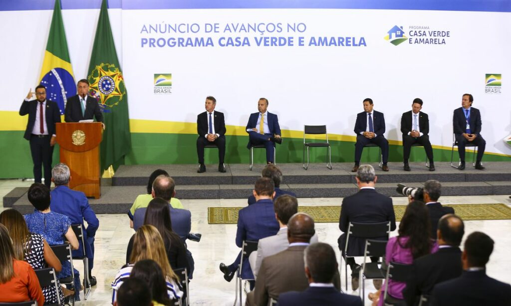 Casa Verde e Amarela governo lança parceria com estados para facilitar financiamento