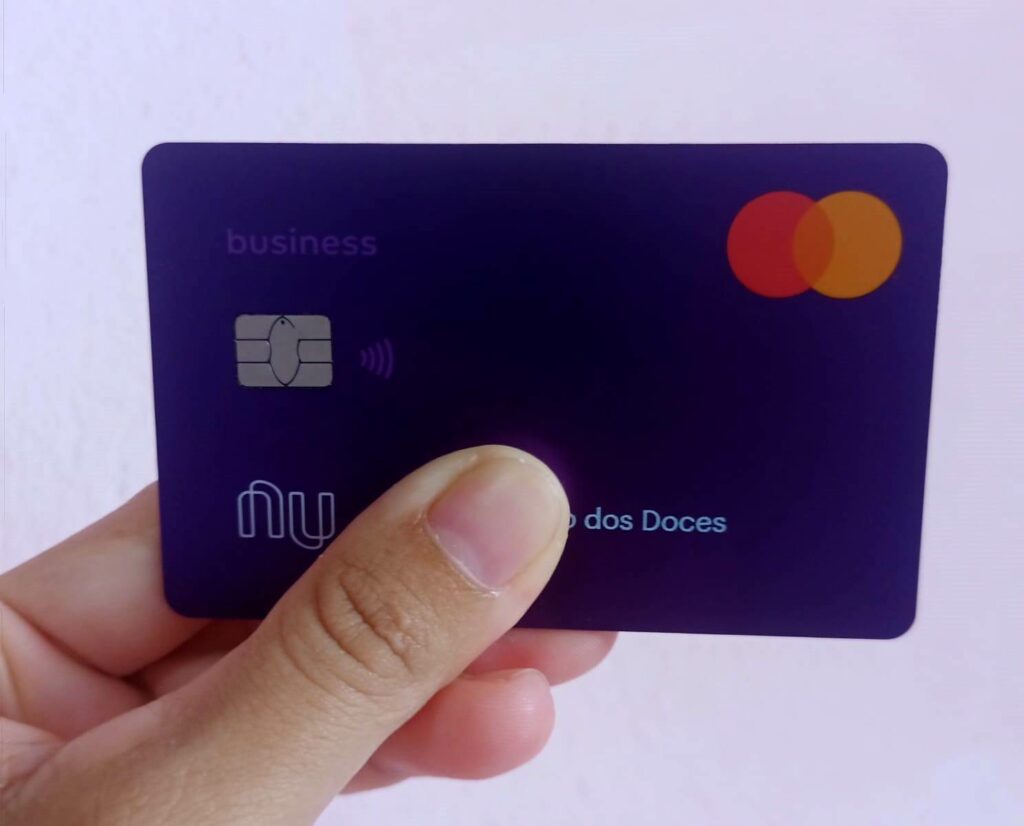 Nubank anuncia cartão de crédito para cliente PJ