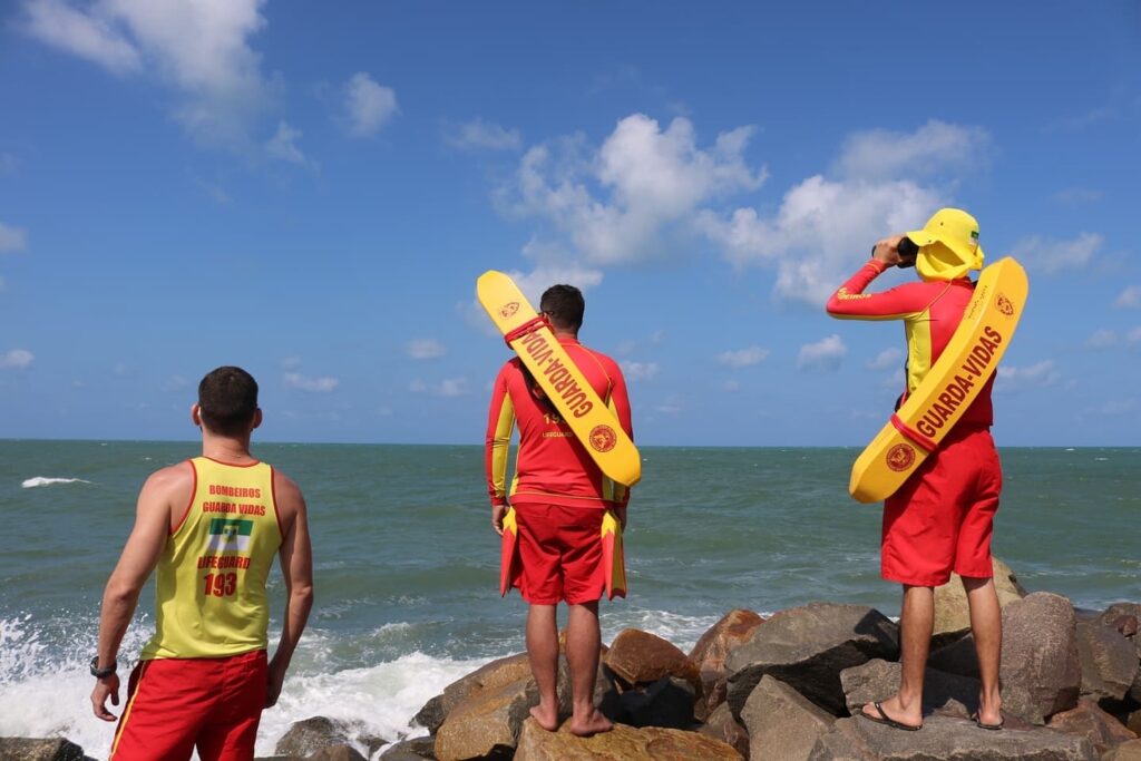 Bombeiros registram 72 salvamentos na Praia de Pipa