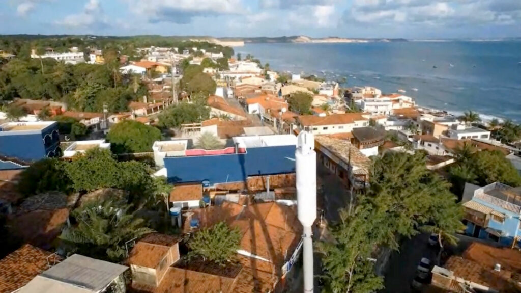 Em Pipa, TIM ativa primeira antena com energia eólica do Brasil