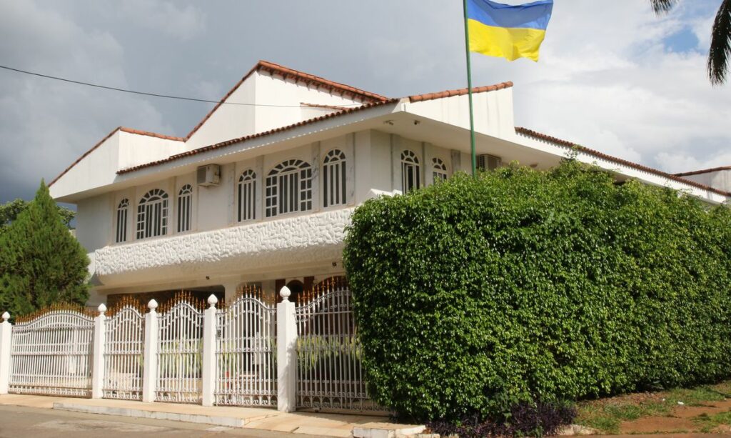 Embaixada da Ucrânia aguarda posição forte do Brasil sobre guerra