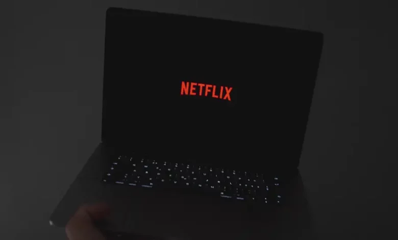 Netflix vai cobrar pelo compartilhamento de senhas