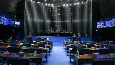 Auxílio Brasil valor mínimo permanente de R$ 400 é aprovado no Senado