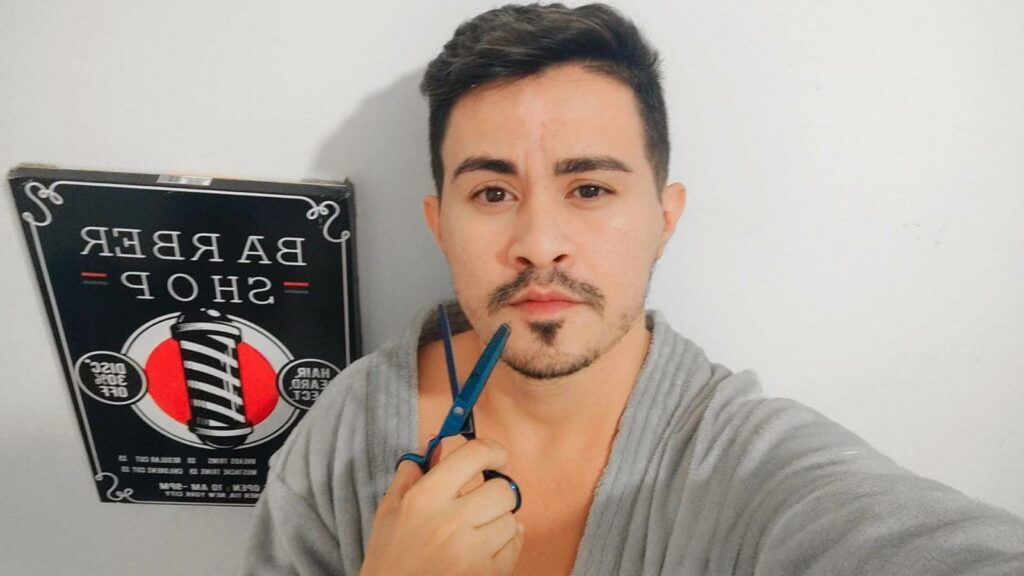 Salão Erótico do Seridó confirma palestra com empreendedor que criou barbearia naturista