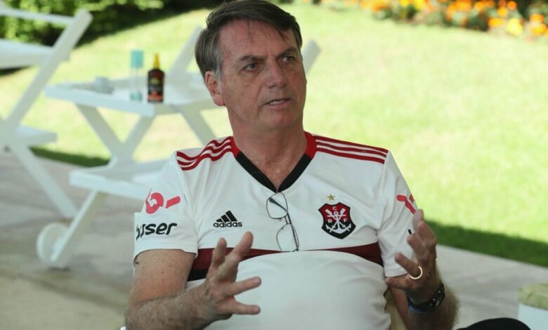 Bolsonaro articula 'sem intermediários' estádio para o Flamengo no RJ