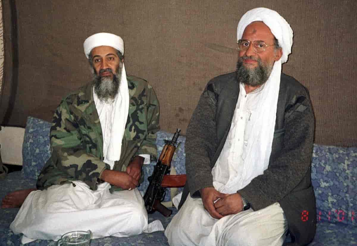 lider da al qaeda Osama bin-Laden com Ayman al-Zawahiri