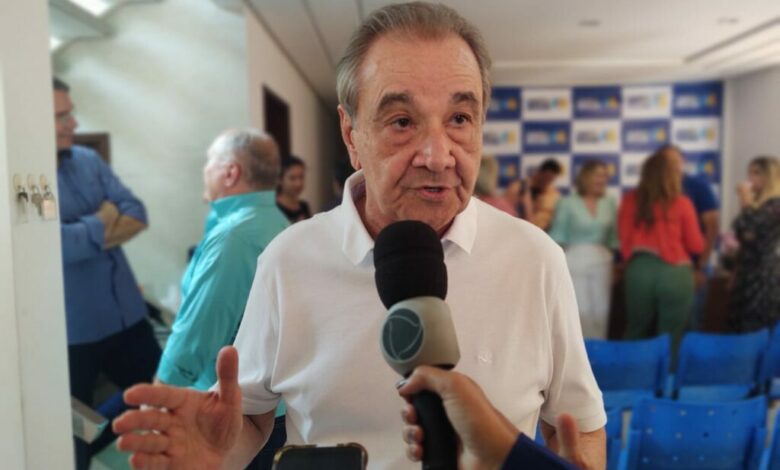 Com aval de José Agripino, União Brasil anuncia apoio a Bolsonaro no RN