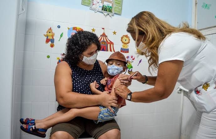 Natal realiza vacinação com imunizantes da tríplice viral, catapora e pólio